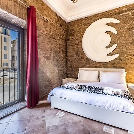 Apartment Dimora Storica Del Biscione By Ghor Rom